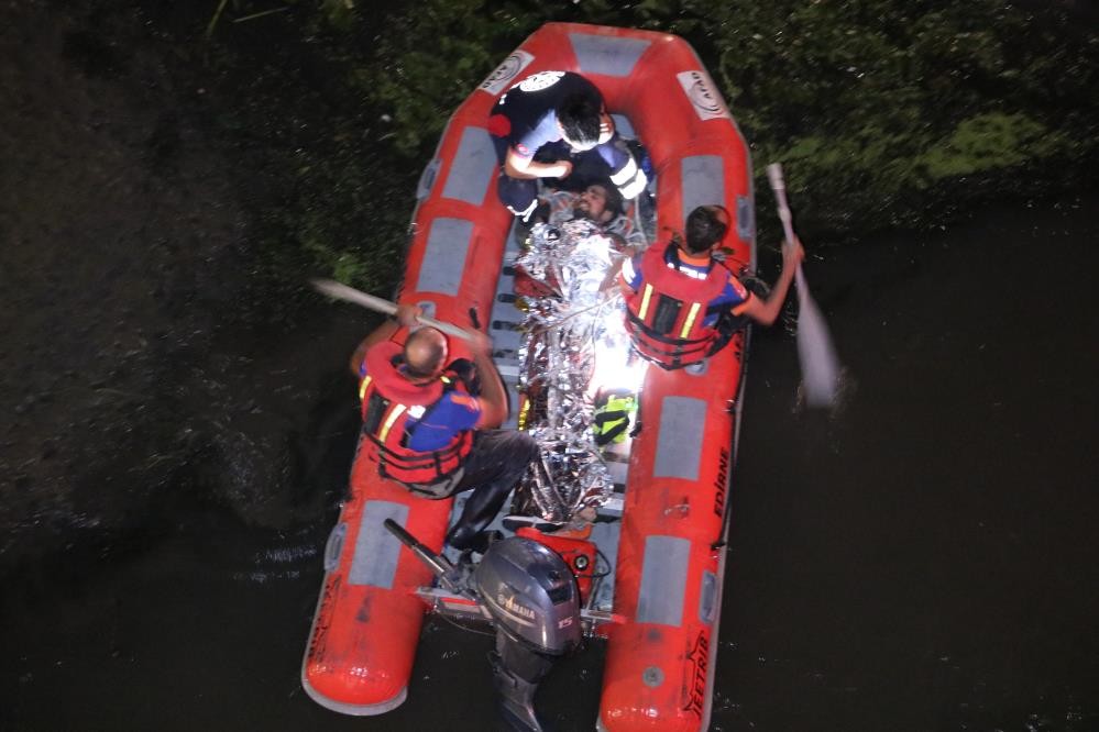 Tunca Nehri'ne düşen vatandaş için seferber oldular