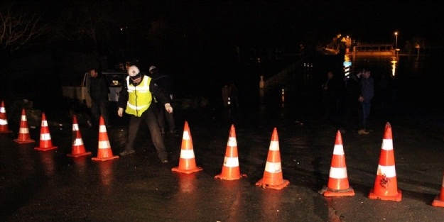 O köprüler trafiğe kapatıldı