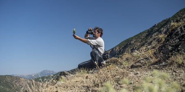 Tunceli dağlarında endemik bitkilerin izini sürüyor