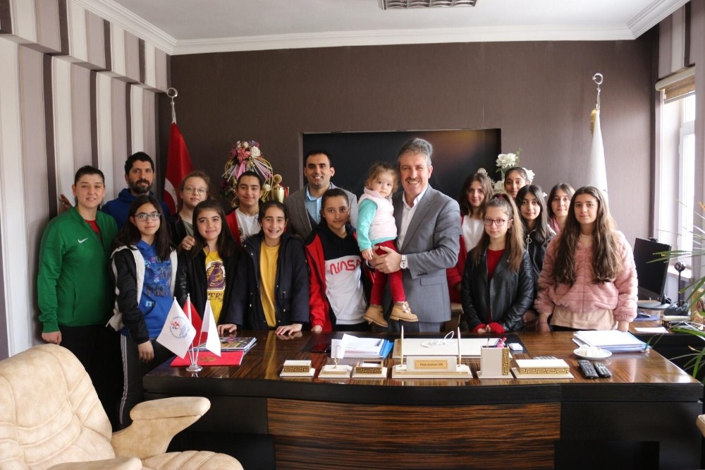 Tunceli Kız Basketbol Takımı finale kaldı 