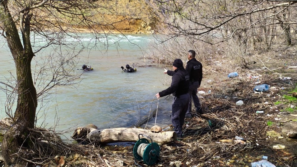 Tunceli’de ekipler 2 kaybı birlikte arıyor 