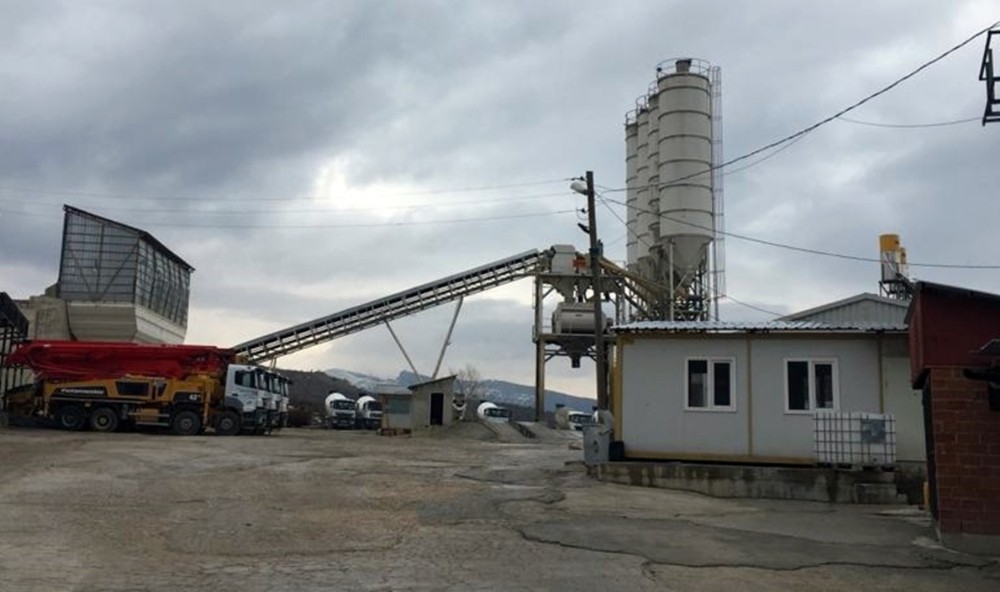 Tunceli’de iş adamı 85 çalışanını 1 Mayıs’a kadar ücretli izine ayırdı 