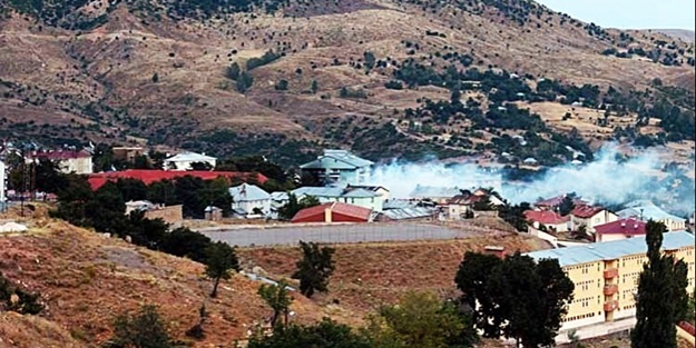 İlçeye sızmaya çalışan PKK'lılarla çatışma: 1 şehit