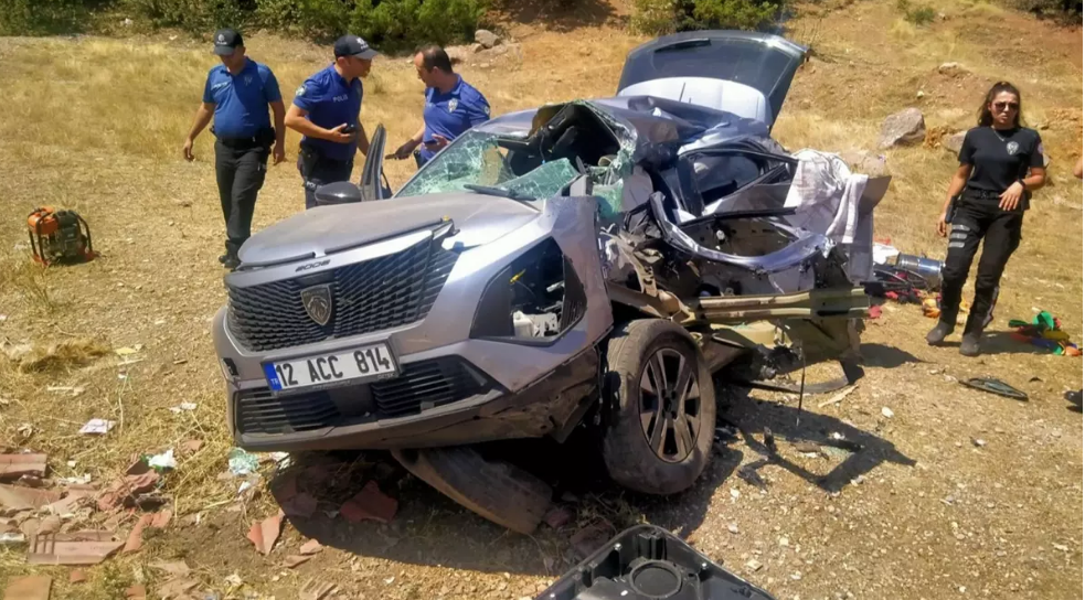 Tunceli'deki kazada 1'i çocuk 2 kişi hayatını kaybetti