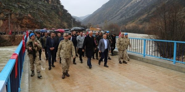 Tuncelililerin 60 yıllık hayali gerçek oldu! Halay çekerek kutladılar