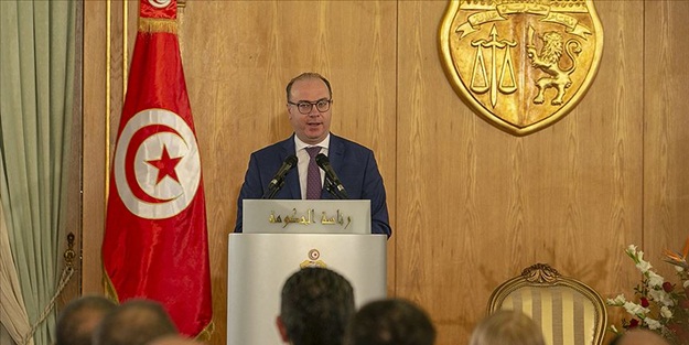 Tunus Başbakanı istifa etti