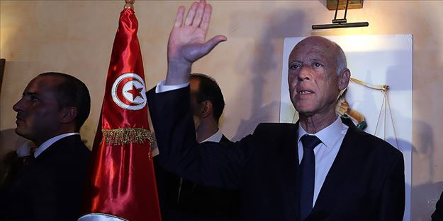 Tunus Cumhurbaşkanı Said: Devleti içeriden dinamitlemek isteyenler var