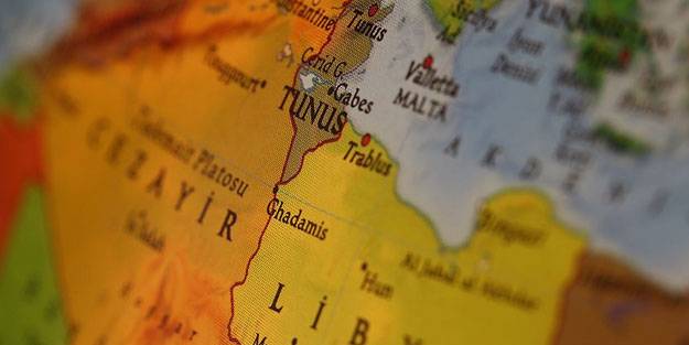 Tunus'da flaş karar! Başbakan görevden alındı