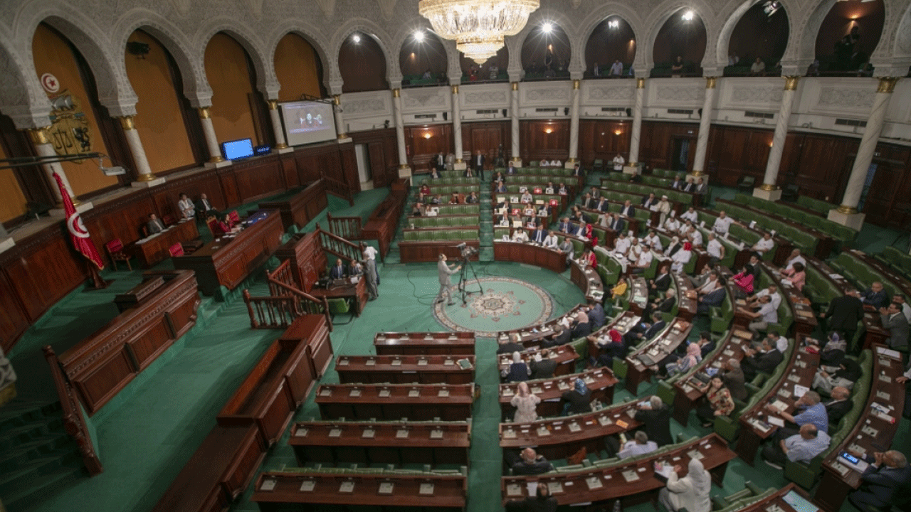Tunus'ta tarihi adım! Devrim şehitleri ve terör mağdurları için yeni haklar tanındı