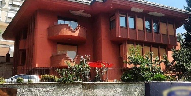 Tüp bebek merkezinde büyük skandal! Genç kızlara taşıyıcı annelik tezgahı