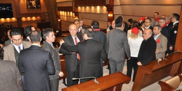 Tüp geçite onay çıktı CHP'liler terk etti