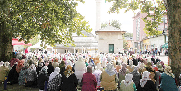 Turalı Bey Camii açıldı
