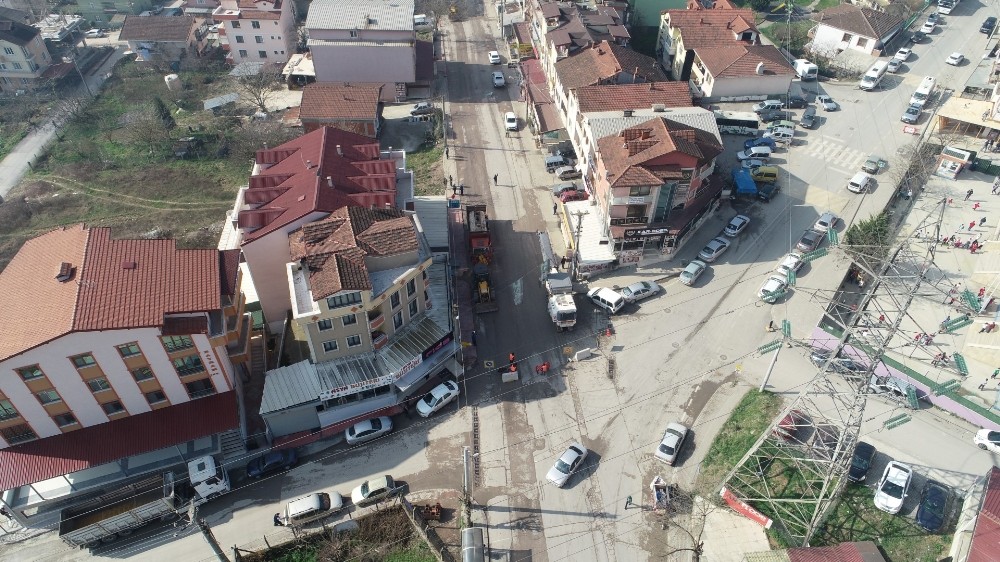 Turan Güneş Caddesi yenileniyor 