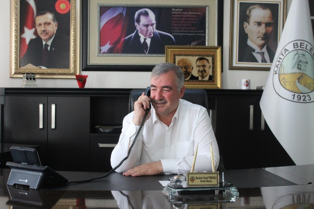 Turanlı, ilçeye bağlı tüm muhtarların bayramını kutladı 