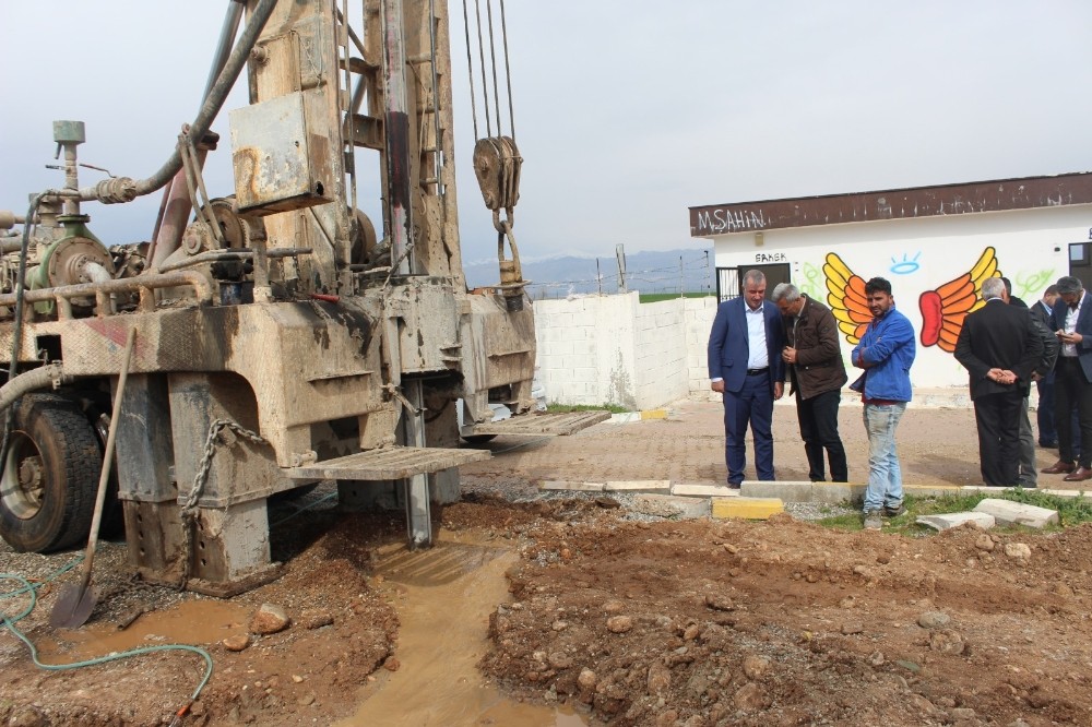 Turanlı park ve bahçeler için yeni su kuyusu açıyor 