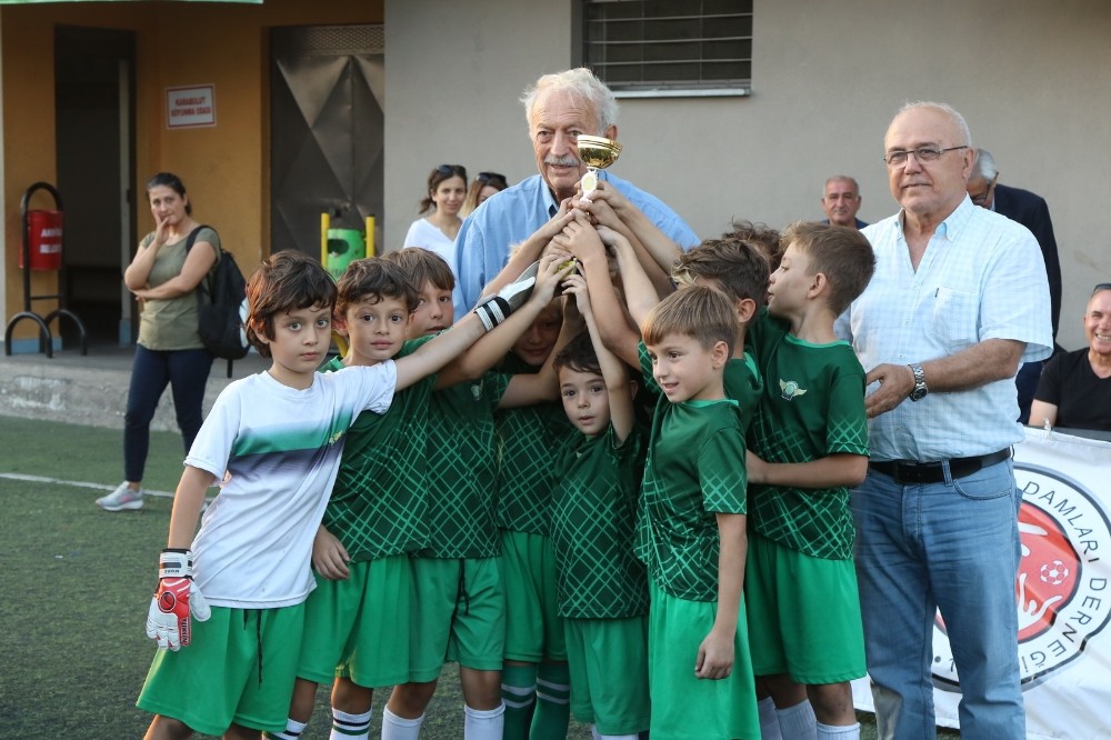 TÜRFAD 1. Geleneksel Futbol Turnuvası sona erdi 