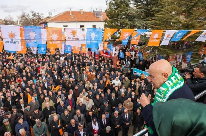 Turgut Altınok sordu CHP adayı yavaş yavaş terledi… 300 milyar TL bütçe nerede?