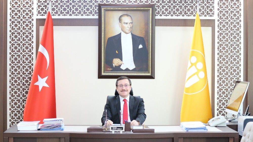 Turgut Özal Tıp Merkezinden korona virüs klibi 