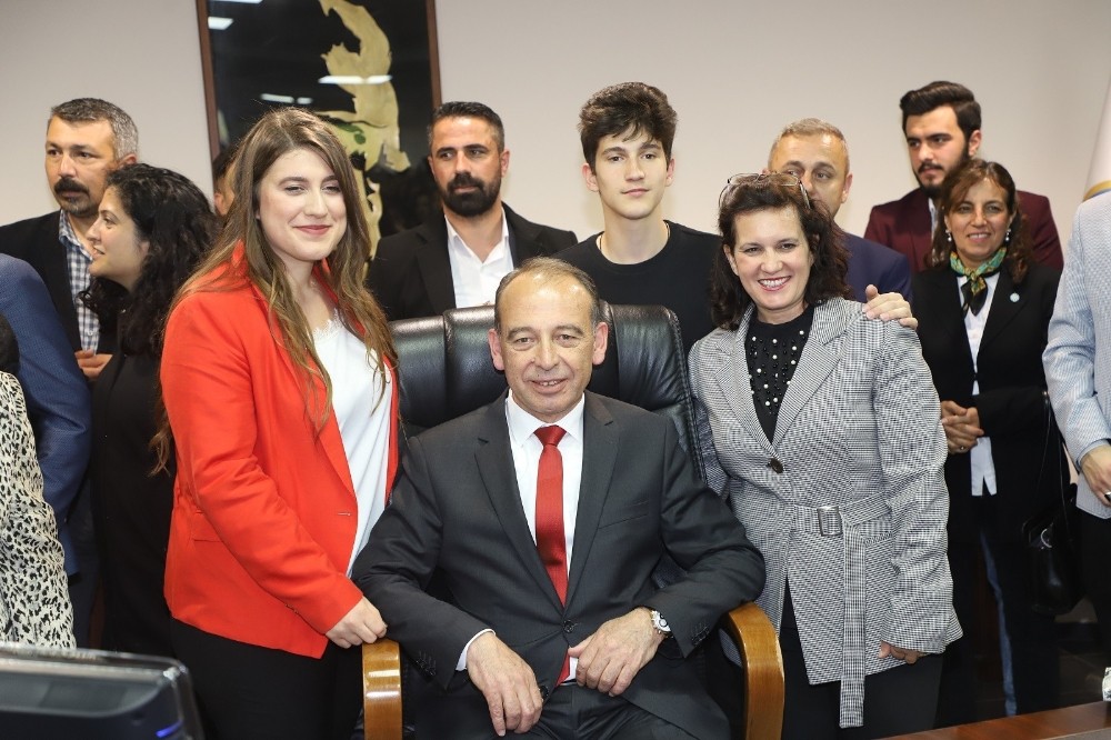 Turgutlu Belediyesinde Çetin Akın dönemi başladı 