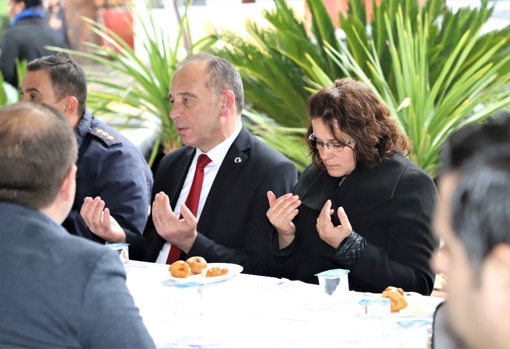 Turgutlu’da şehitler için Kuran-ı Kerim tilaveti 