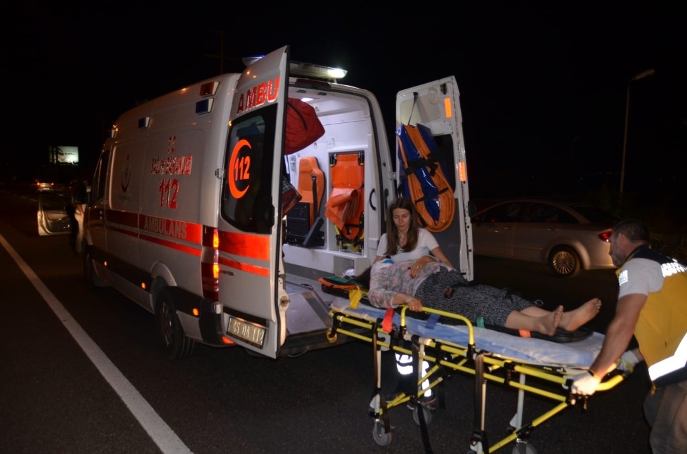 Turgutlu’da trafik kazası: 3 yaralı 