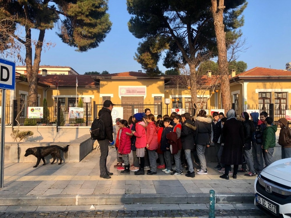 Turgutlu’nun tarihini gezerek öğreniyorlar 