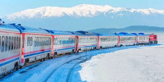 Turistik Doğu Ekspresi yeni sezon seferlerine başladı