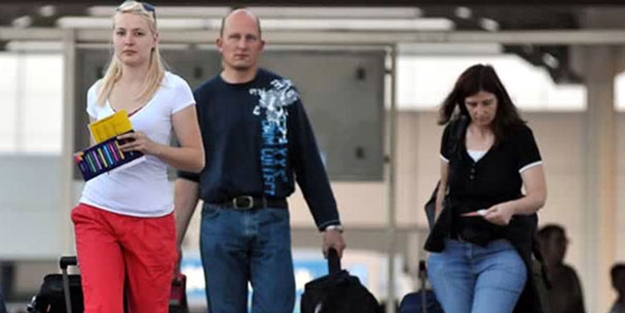 Turistler Türkiye'ye akın etti