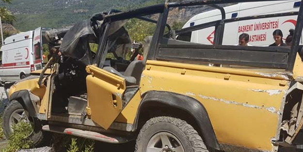 Turistleri taşıyan safari cipi kaza yaptı, bir çocuk öldü
