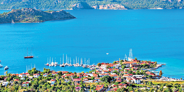 Turizmciler bayram ediyor