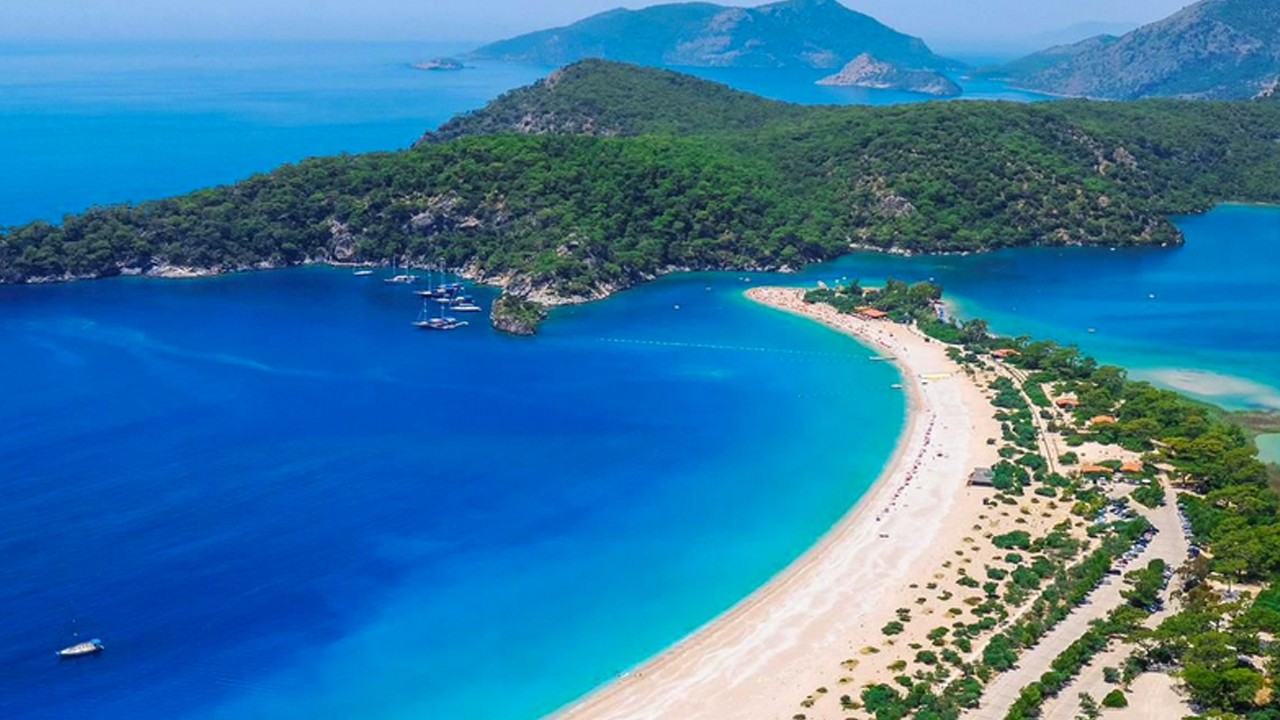 Turizmde ağustos zirvesi: 7 milyona yakın turist Türkiye’de