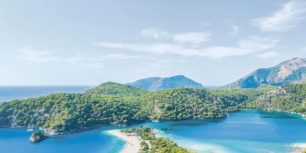 Turizmde hedef büyük! Yetkiliden beklenmedik Türkiye açıklaması: 60 milyon turist Türkiye'ye geliyor