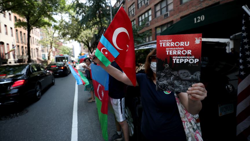 Türk Amerikan toplumu, New York'ta Ermenistan'ın Azerbaycan'a yönelik saldırılarını protesto etti