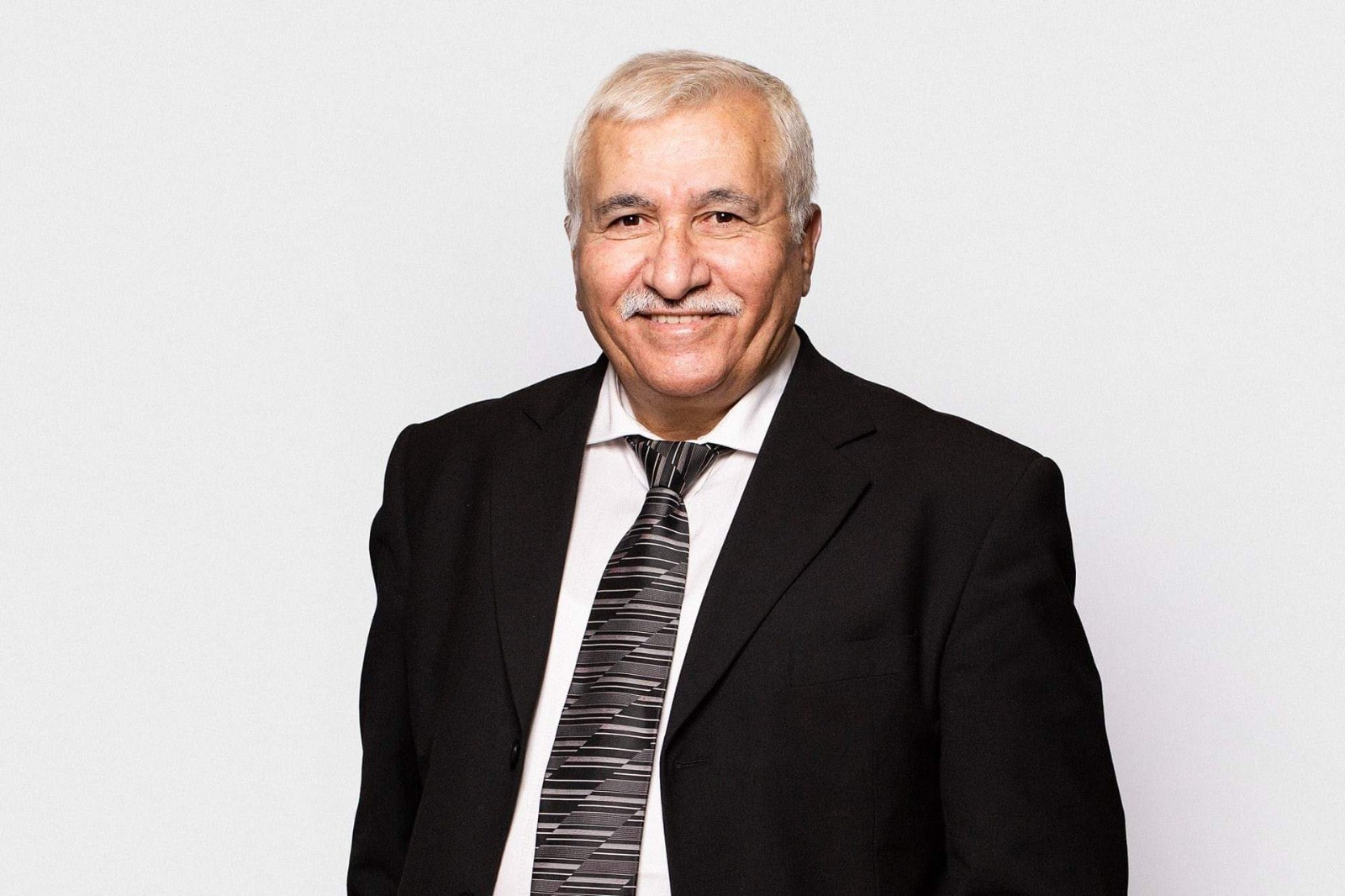 Türk asıllı Danimarkalı siyasetçiden Aksakallılara kutlama