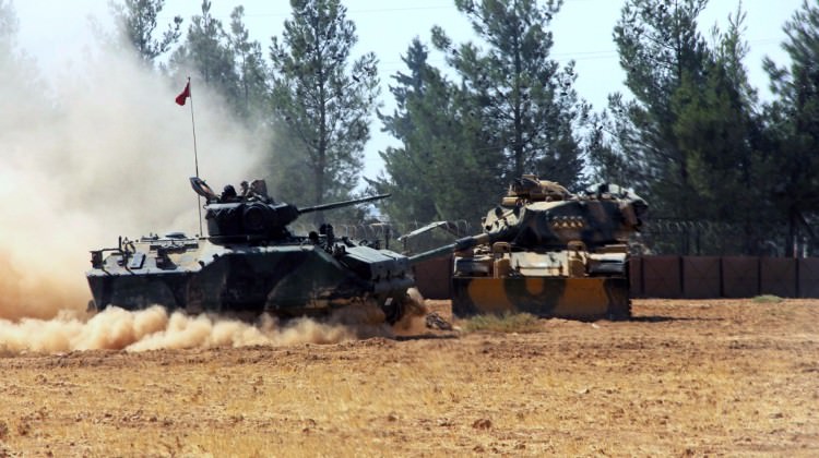 Türk askerine ateş açıldı, ABD uçakları şov yaptı