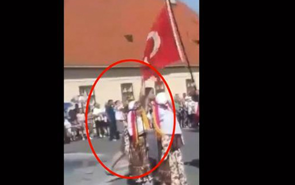 O ülkede Türk bayrağına çirkin saldırı!