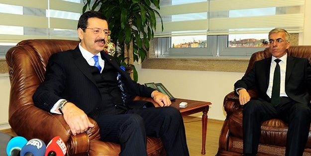 'Türk bayrağını dalgalandırmak vazifemizdir'