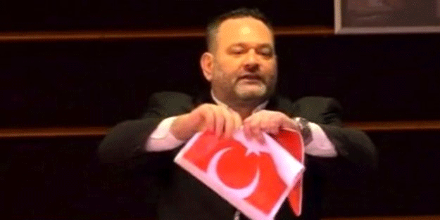 Türk bayrağını yırtan küstah Yunan vekilin cezası belli oldu