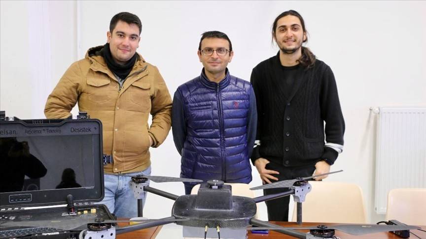 Türk bilim insanı yerli sürü İHA kontrol sistemi geliştirdi