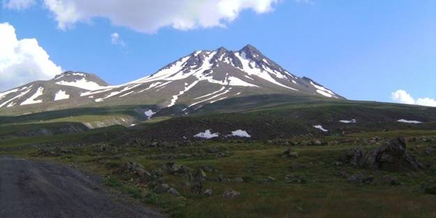 Türk bilim insanları harekete geçti: Üs kurulacak