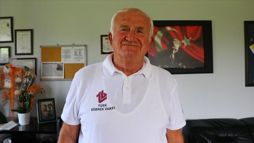 Türk Böbrek Vakfı: Yetişkin bir birey günde 2-2,5 litre su tüketmeli