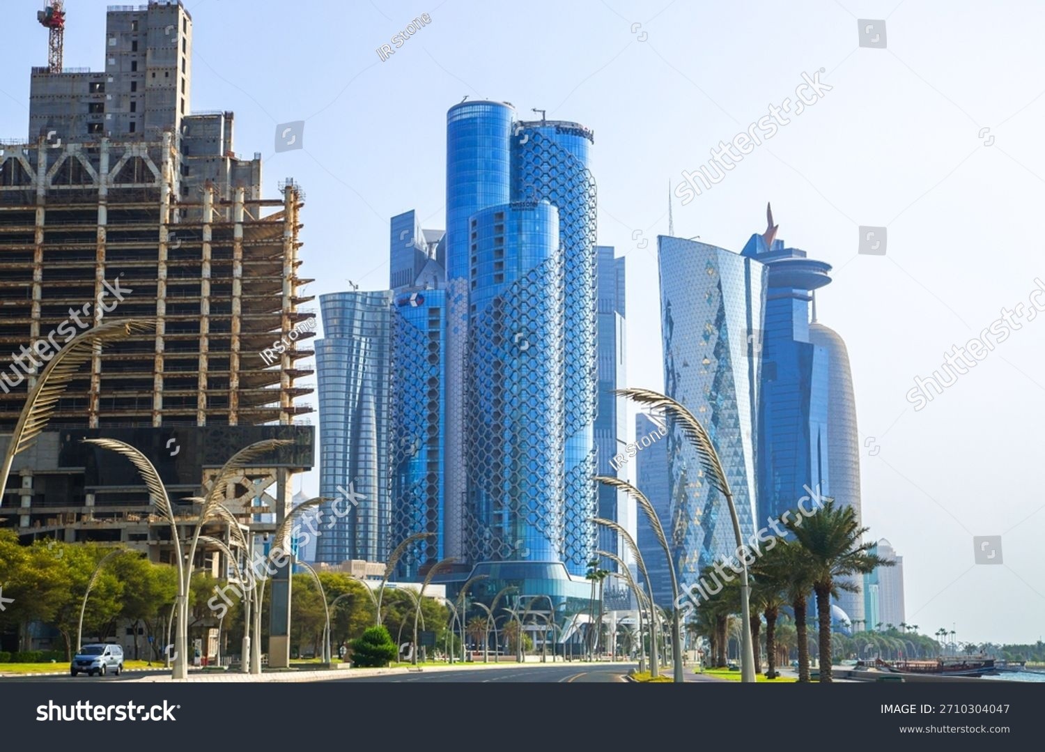 Türk büyükelçiliği Katar’dan ayrılmak isteyenler için otobüs seferleri düzenleyecek