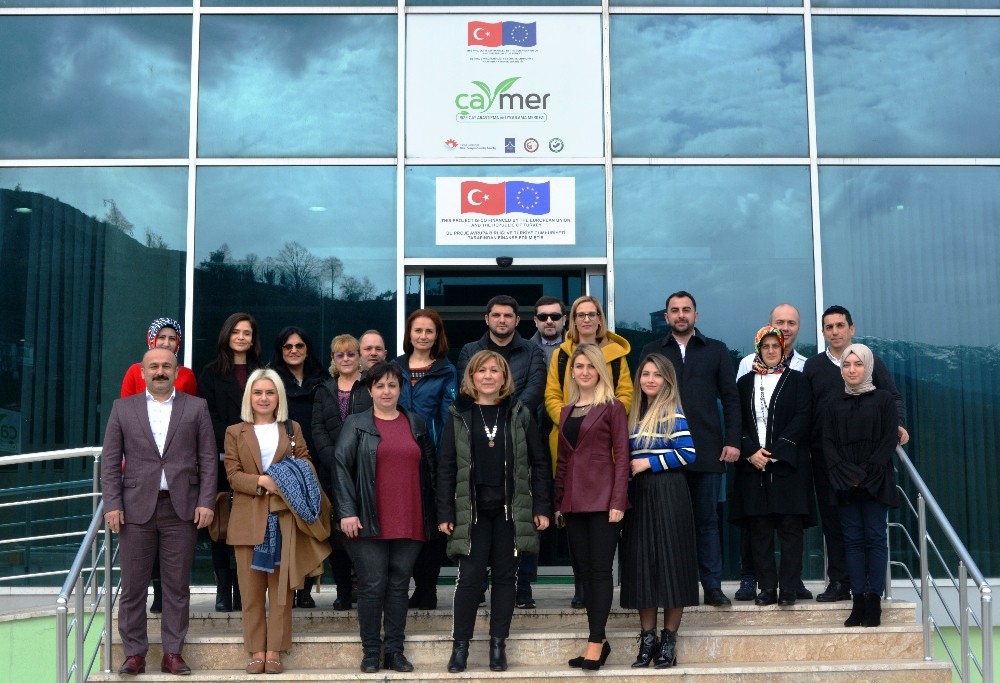 Türk çayı horonla Avrupa yolunda 