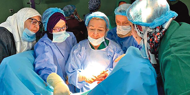 Türk cerrahlardan ‘sınır ötesi’ operasyon