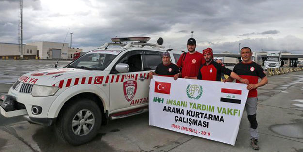 Türk dalgıçları, cesetleri aramak için Musul'a gitti