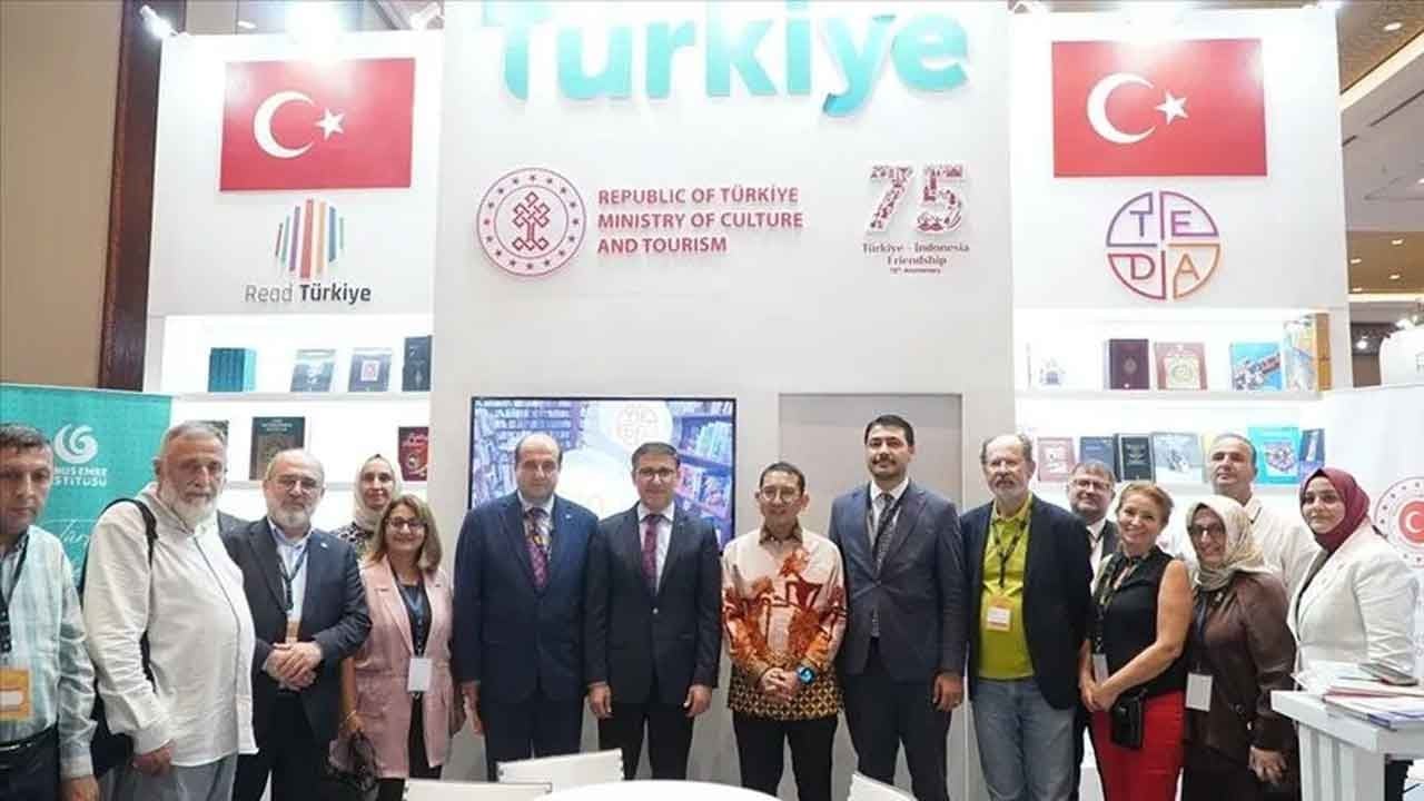 Türk edebiyatı Cakarta'da dünya sahnesinde! Endonezya Uluslararası Kitap Fuarı'nda Türkiye rüzgarı!