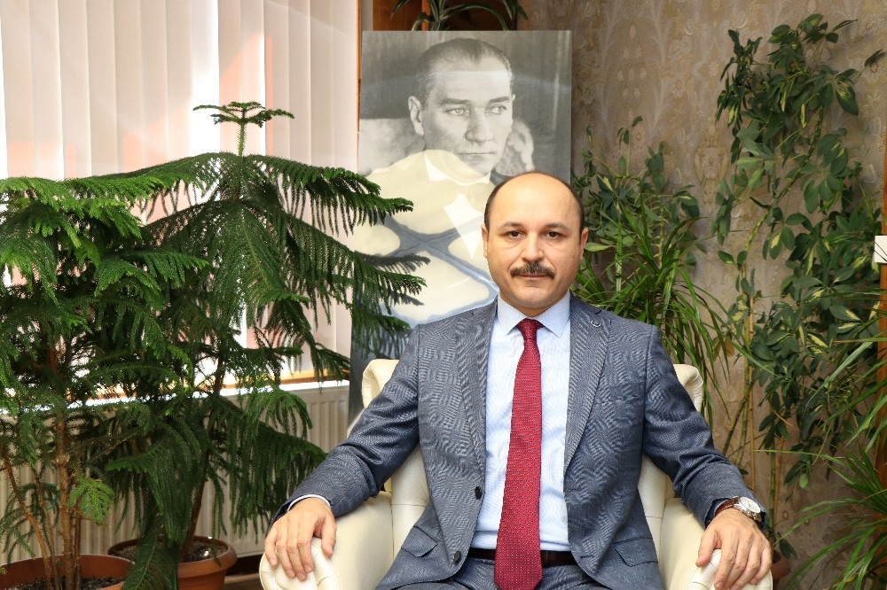 Türk Eğitim-Sen Başkanı Geylan, Ataklı’nın başörtülü öğretmen için söylediği sözleri yargıya taşıdı 