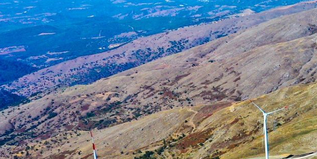 Türk enerji şirketi kalesi olacak! Türkiye'ye o 3 hibrit güneş santralini yapmaya karar verdi!