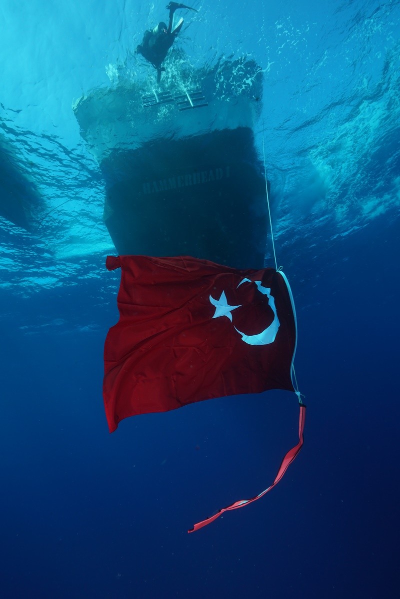 Türk fotoğrafçılar Kızıldeniz çıkarması! Muazzam kareler...