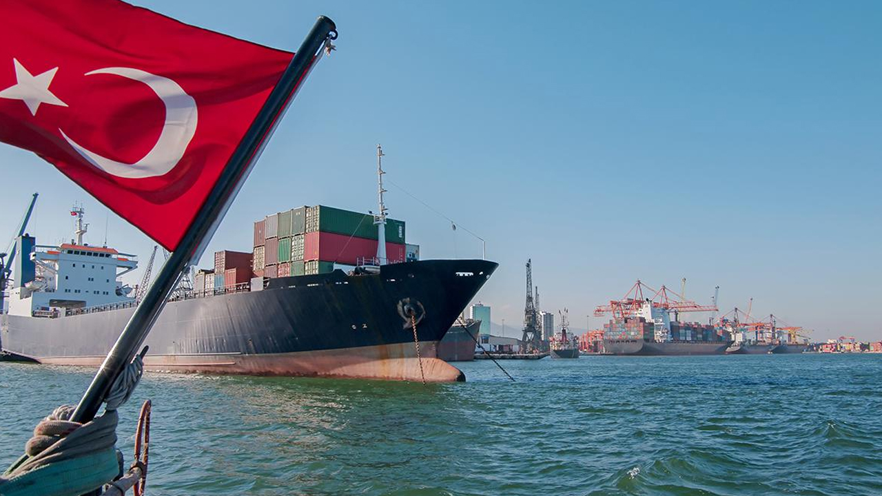 Türk gemileri teyakkuzda!